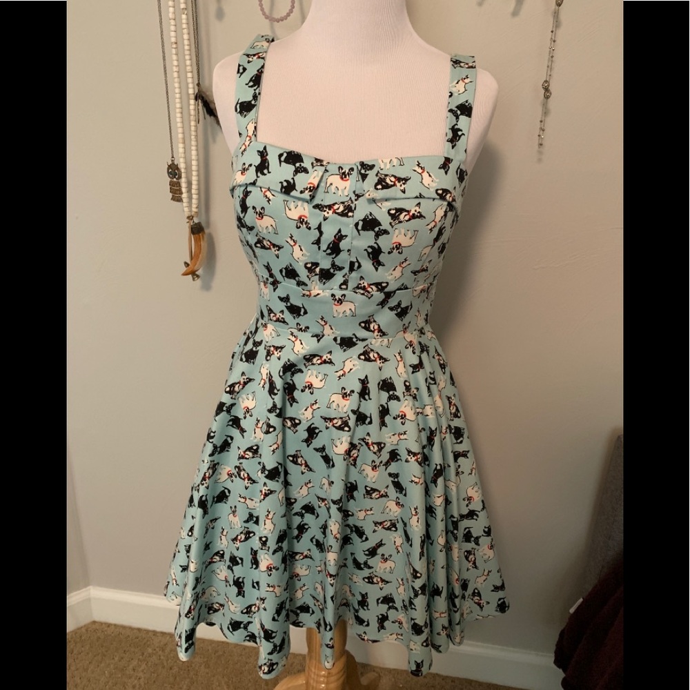 1950s style pin up dress